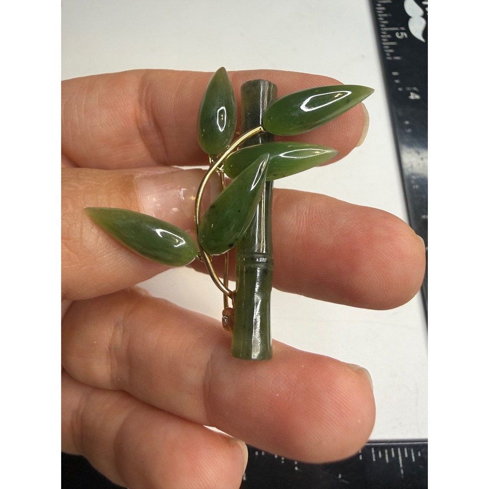 Genuine Green Jadeite Jade Bamboo Brooch Gold Tone Leaf Pin Gemstone Jewelry
